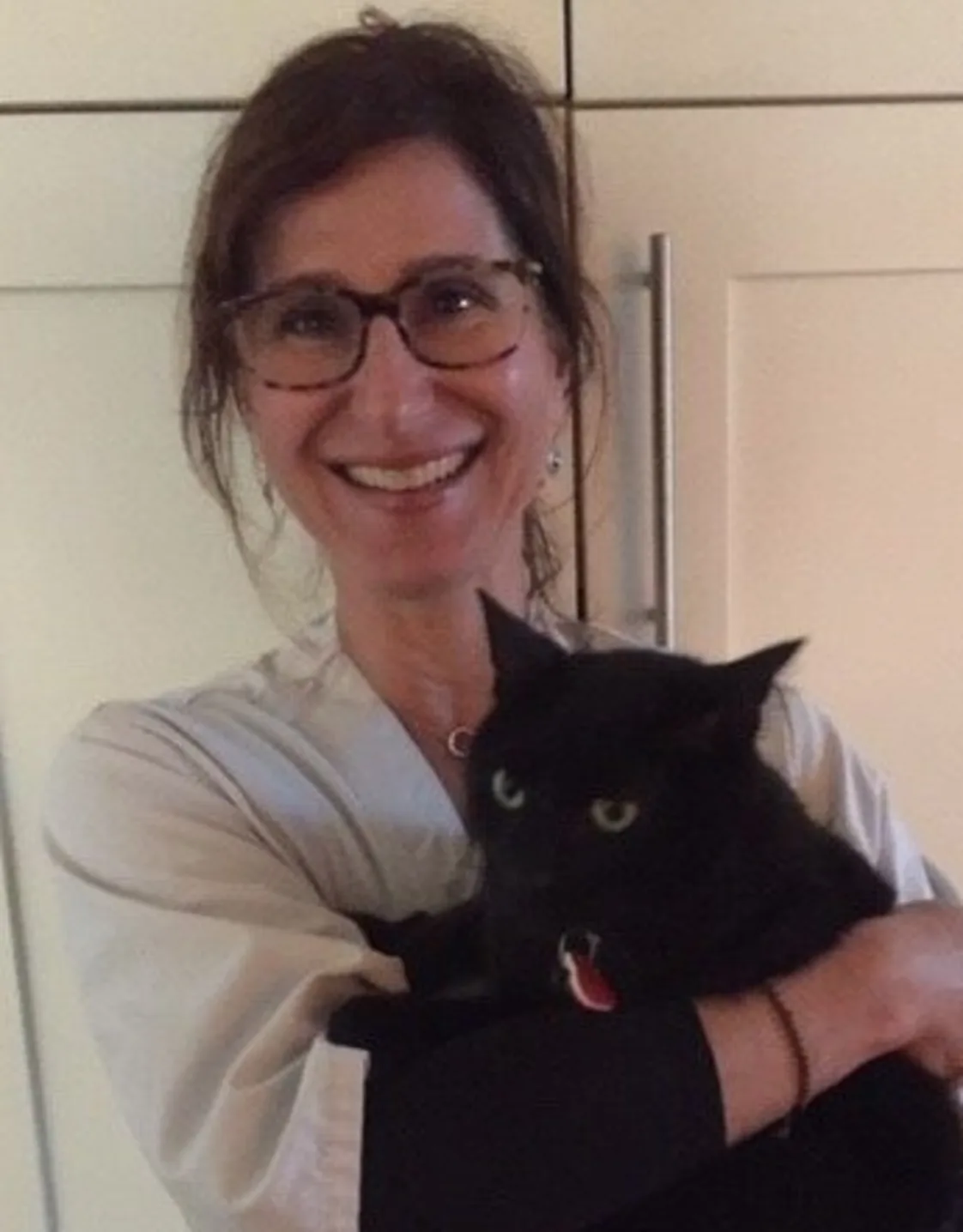 Dr. NIna Speyer Dr. NIna Speyer