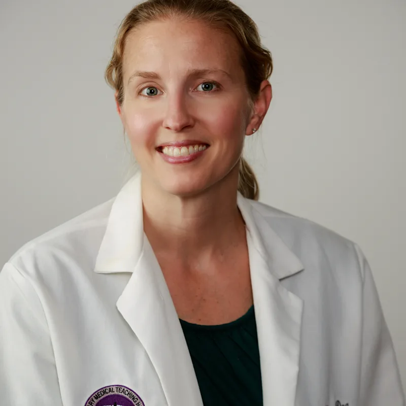 DR. KIRA ERNST DR. KIRA ERNST