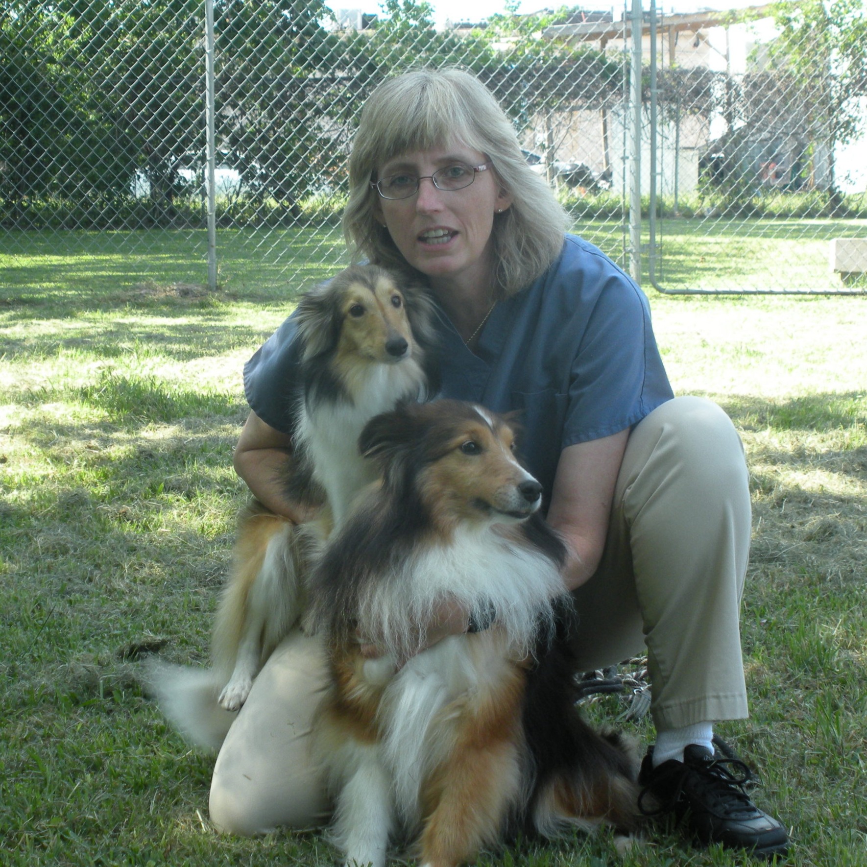 Dr. Lisa Knapp FM 1960 Animal Hospital