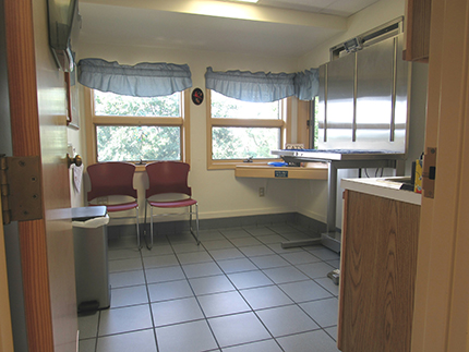 Conrad Weiser Animal Hospital exam room 2.