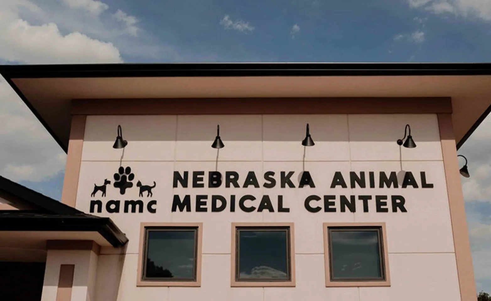 Nebraska Animal Medical Center logo outside. Nebraska Animal Medical Center logo outside.