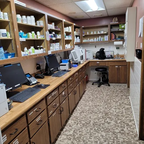  Kimberly Pines Veterinary Hospital Pharmacy & Lab