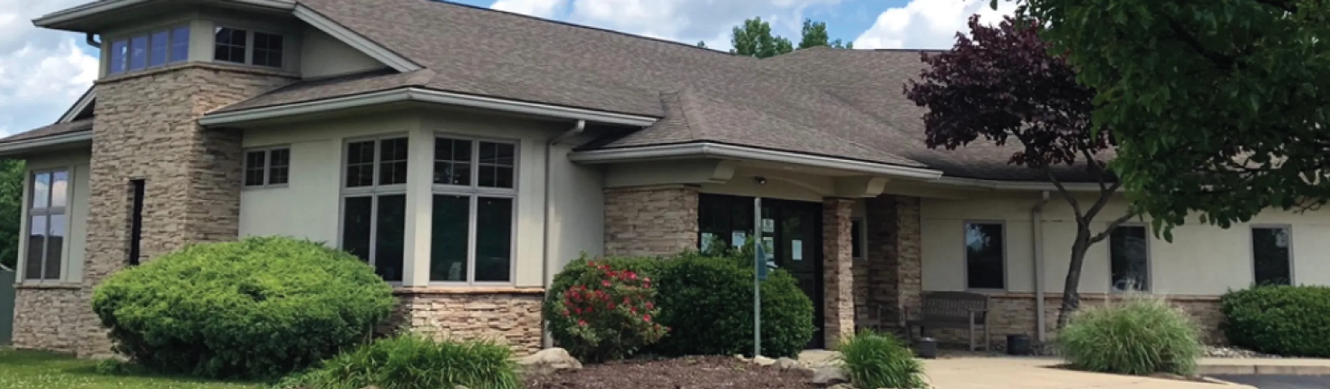 Niles Veterinary Clinic Exterior of Building Niles Veterinary Clinic Exterior of Building