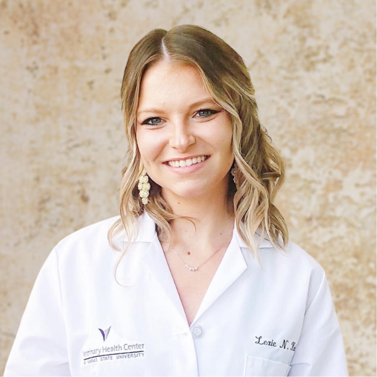 Headshot of Alexis Kehs