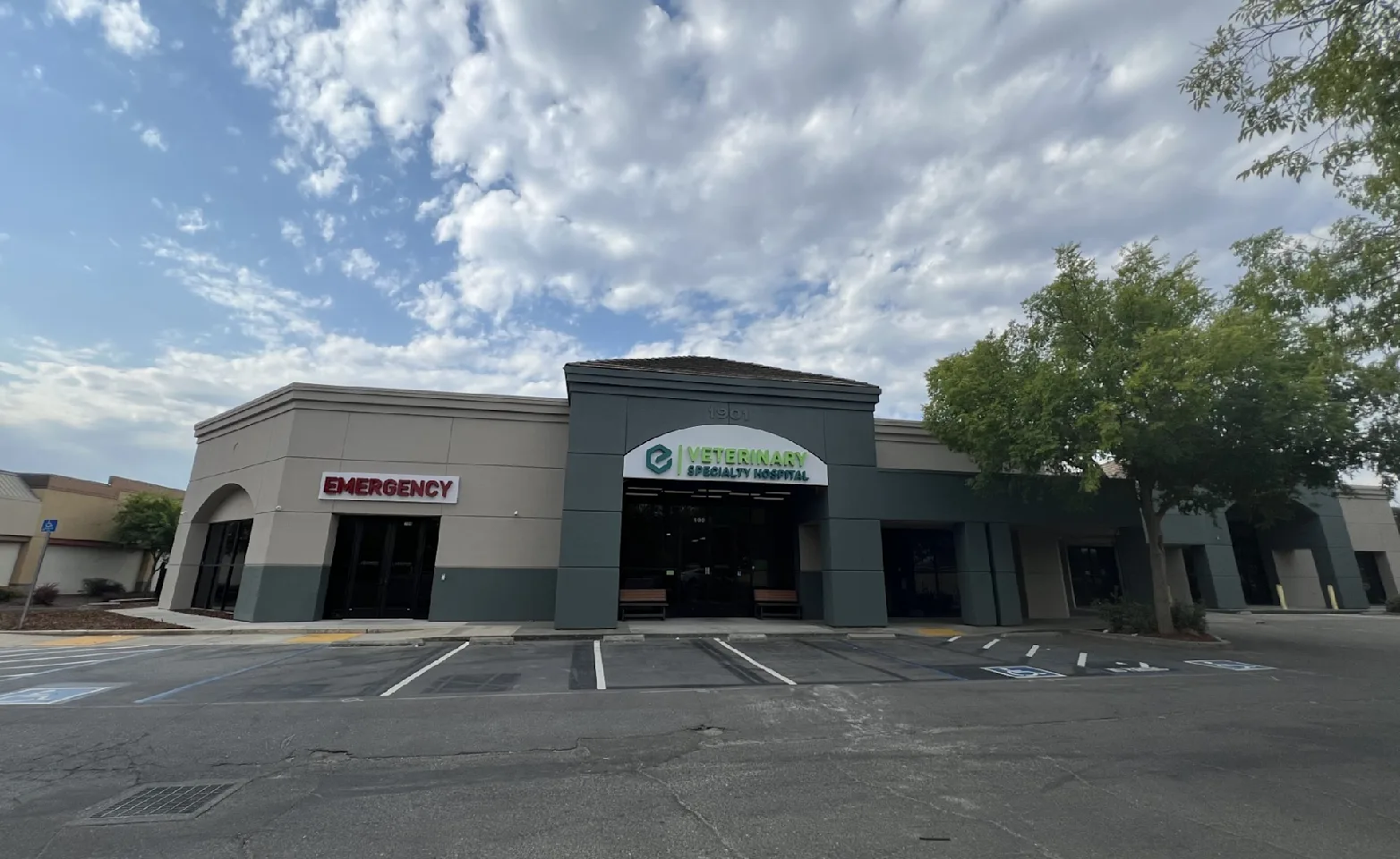 Veterinary Specialty Hospital Roseville Building Exterior Image Veterinary Specialty Hospital Roseville Building Exterior Image