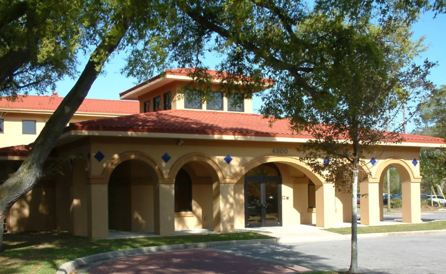 Veterinary Emergency Referral Center Hospital Exterior Veterinary Emergency Referral Center Hospital Exterior