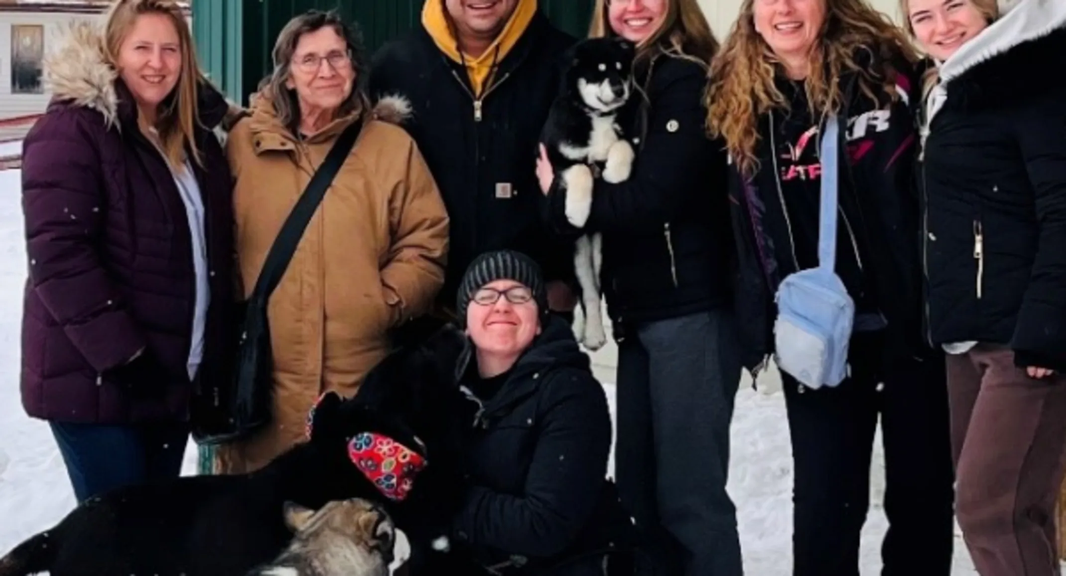 a group of Allandale's staff posing at Lansdowne House a group of Allandale's staff posing at Lansdowne House