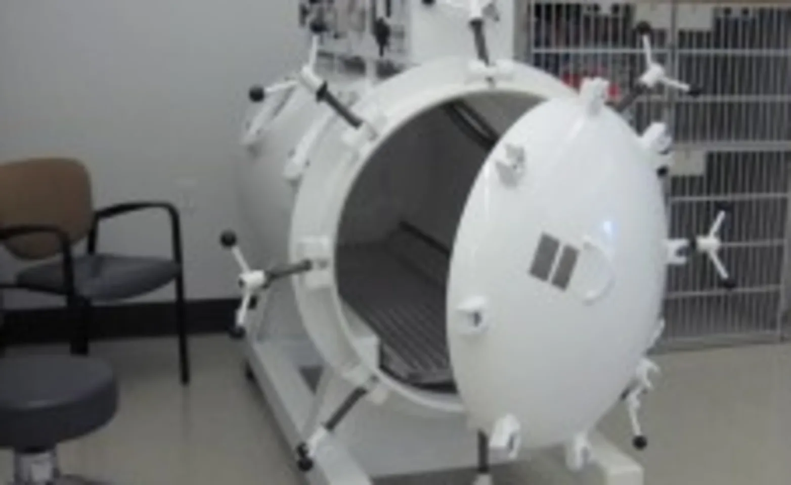 Hyperbaric Oxygen Therapy Chamber