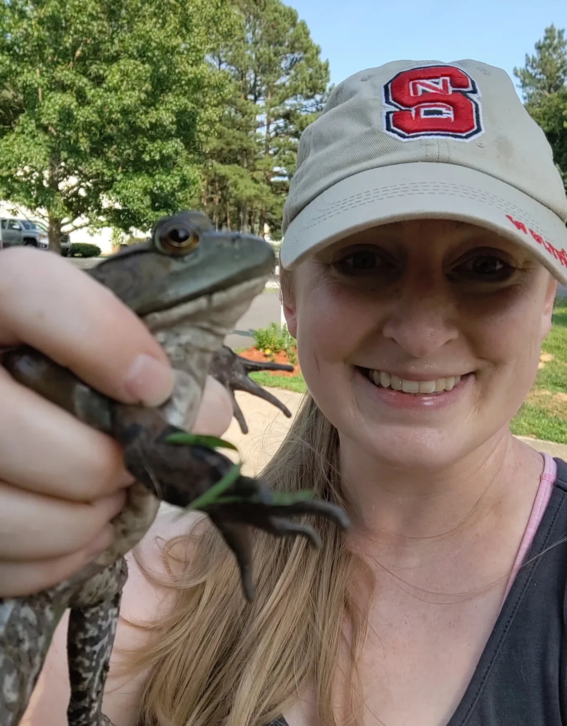 Dr. Rita Sabadish with a cat, DVM in Hidden Valley Animal Hospital Dr. Rita Sabadish with a cat, DVM in Hidden Valley Animal Hospital