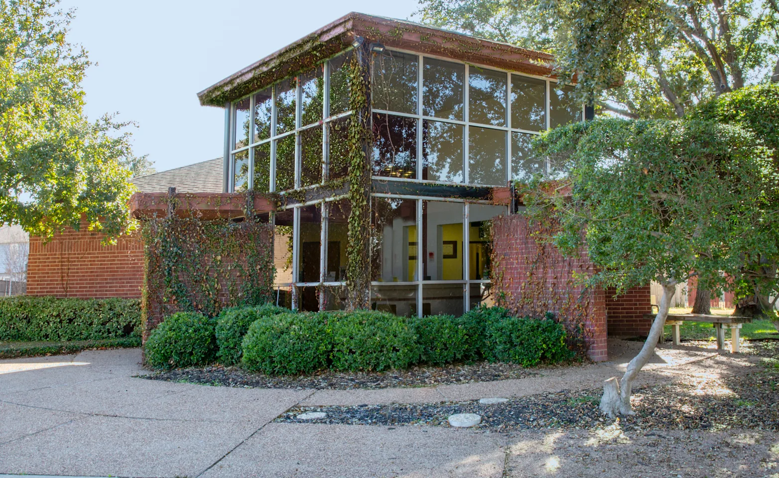 Animal Hospital of Park Glen building Animal Hospital of Park Glen building