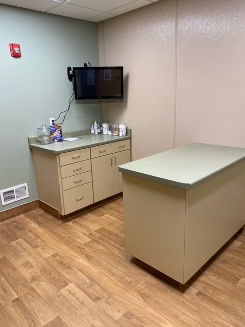 Veterinary Exam room with table 