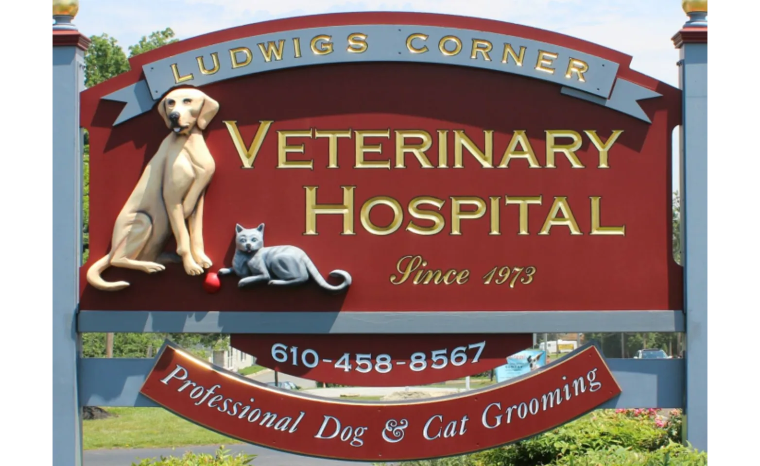 Image of Ludwigs Corner veterinary hospital sign Image of Ludwigs Corner veterinary hospital sign