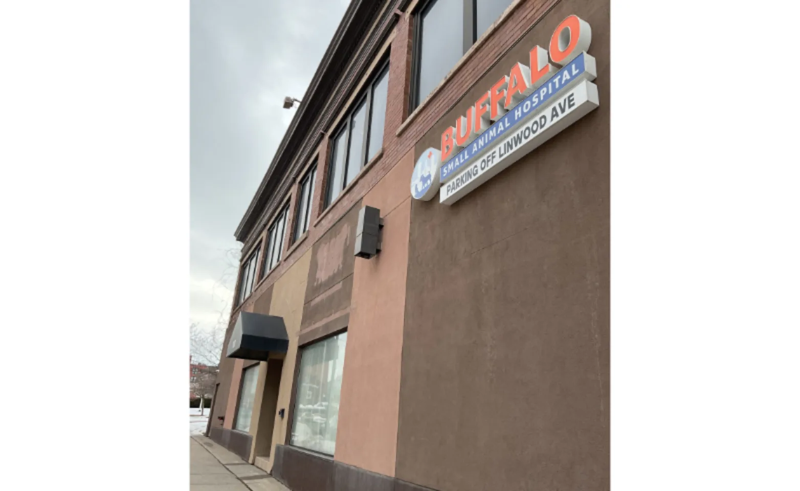 Buffalo Small Animal hospital exterior Buffalo Small Animal hospital exterior