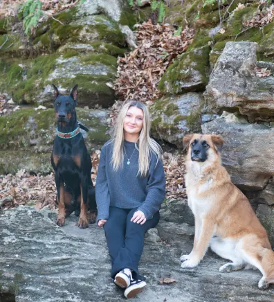 Image of Emma, dog trainer and behavioral specialist at No Leash Needed, Lake St. Louis