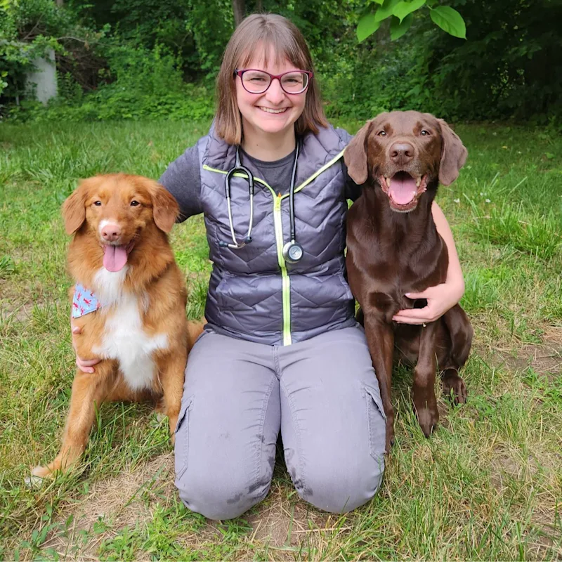 Dr.Kayla Blyton Dr.Kayla Blyton