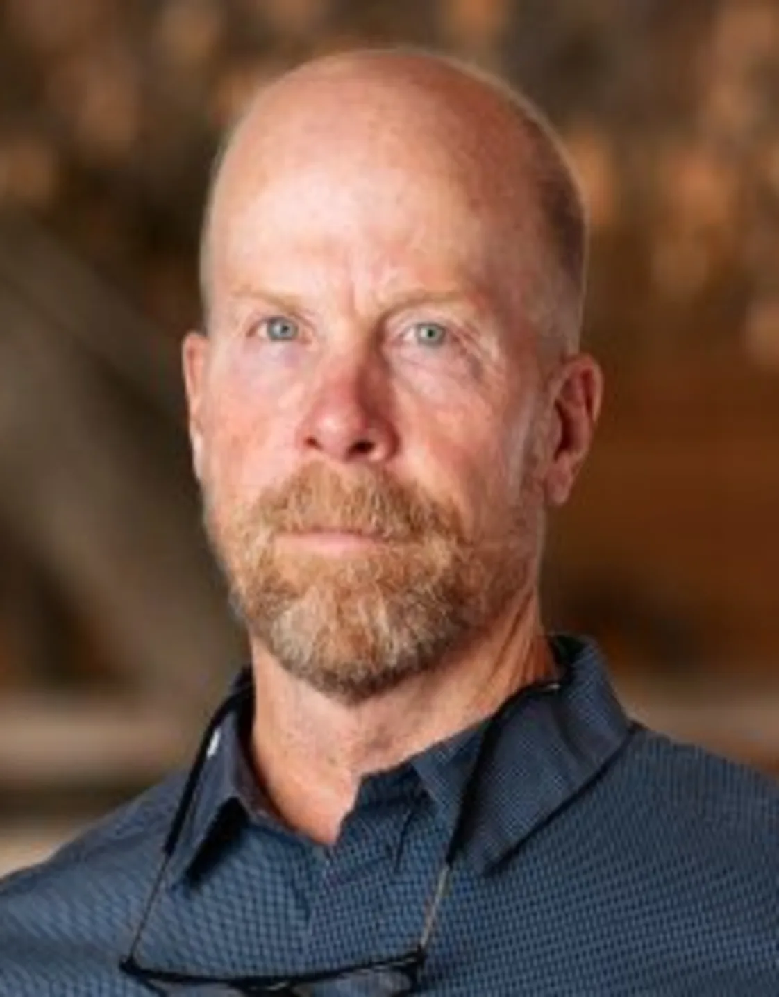 Dr. Scott Bovard in front of nature Dr. Scott Bovard in front of nature