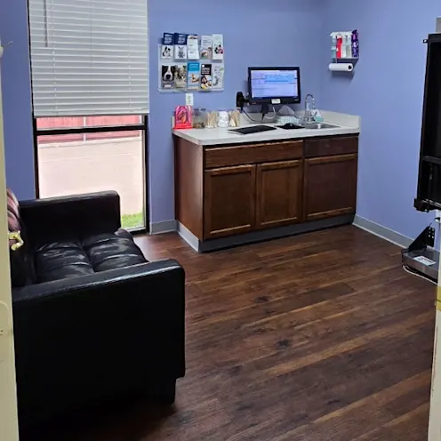 We have 7 examination rooms to provide comfort and a dedicated space for each veterinary visit. We have 7 examination rooms to provide comfort and a dedicated space for each veterinary visit.