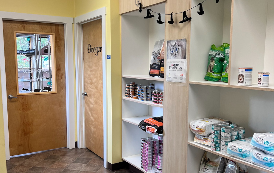 Cat side of the Roxboro Animal Hospital