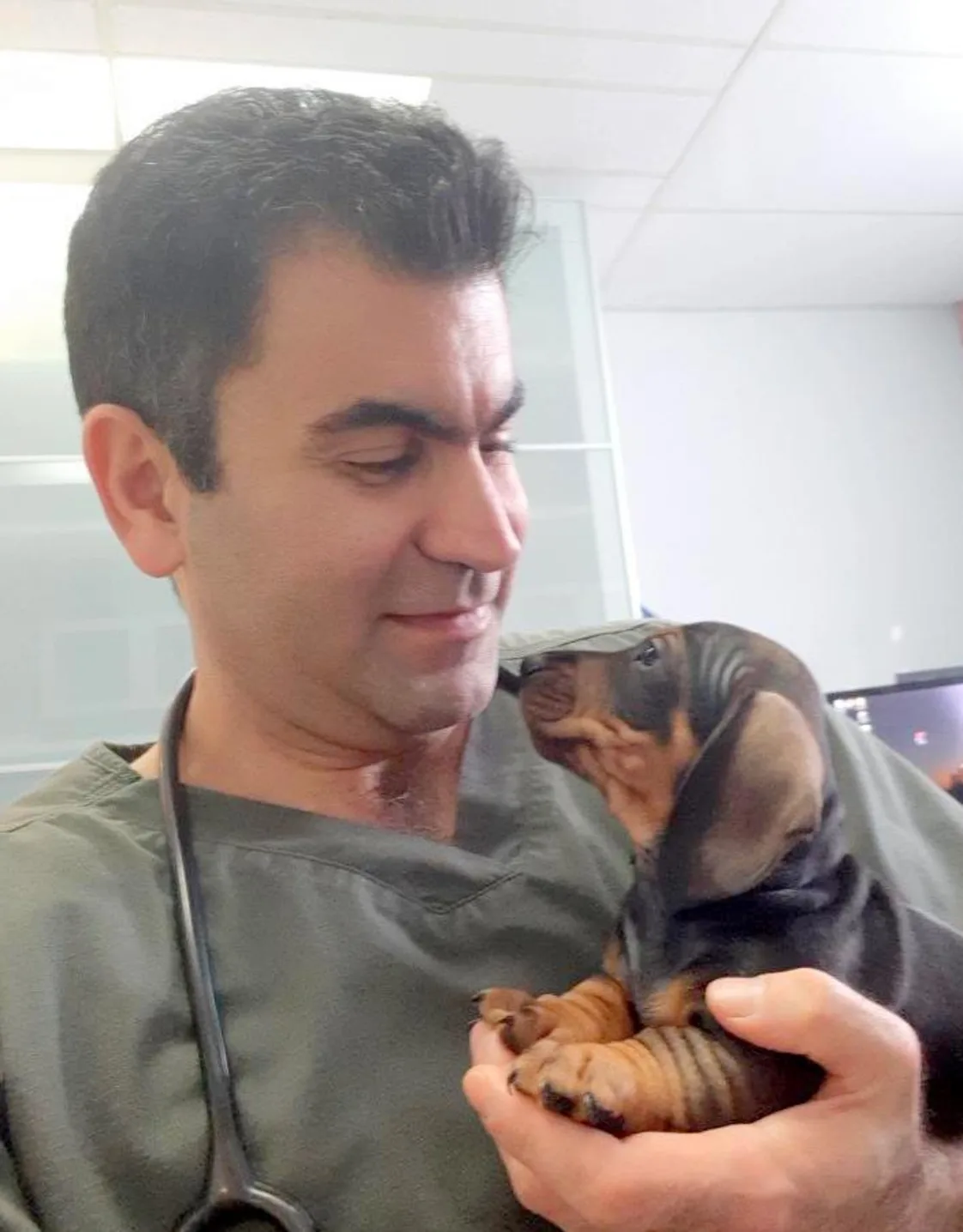 Dr. Aidin Shojaeetabrizi Dr. Aidin Shojaeetabrizi