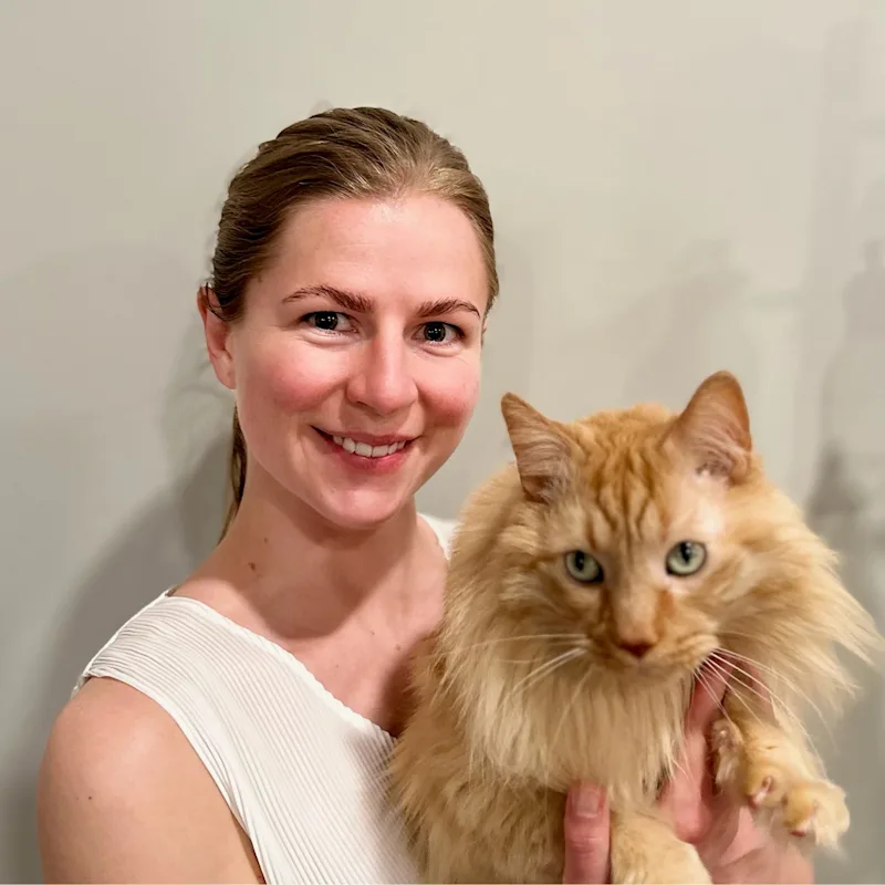 Dr. Kirsten Henderson Dr. Kirsten Henderson