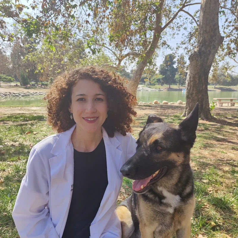 Dr. Dana Muwanas Dr. Dana Muwanas