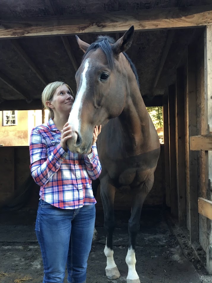 Eagleview Team Member with a Horse