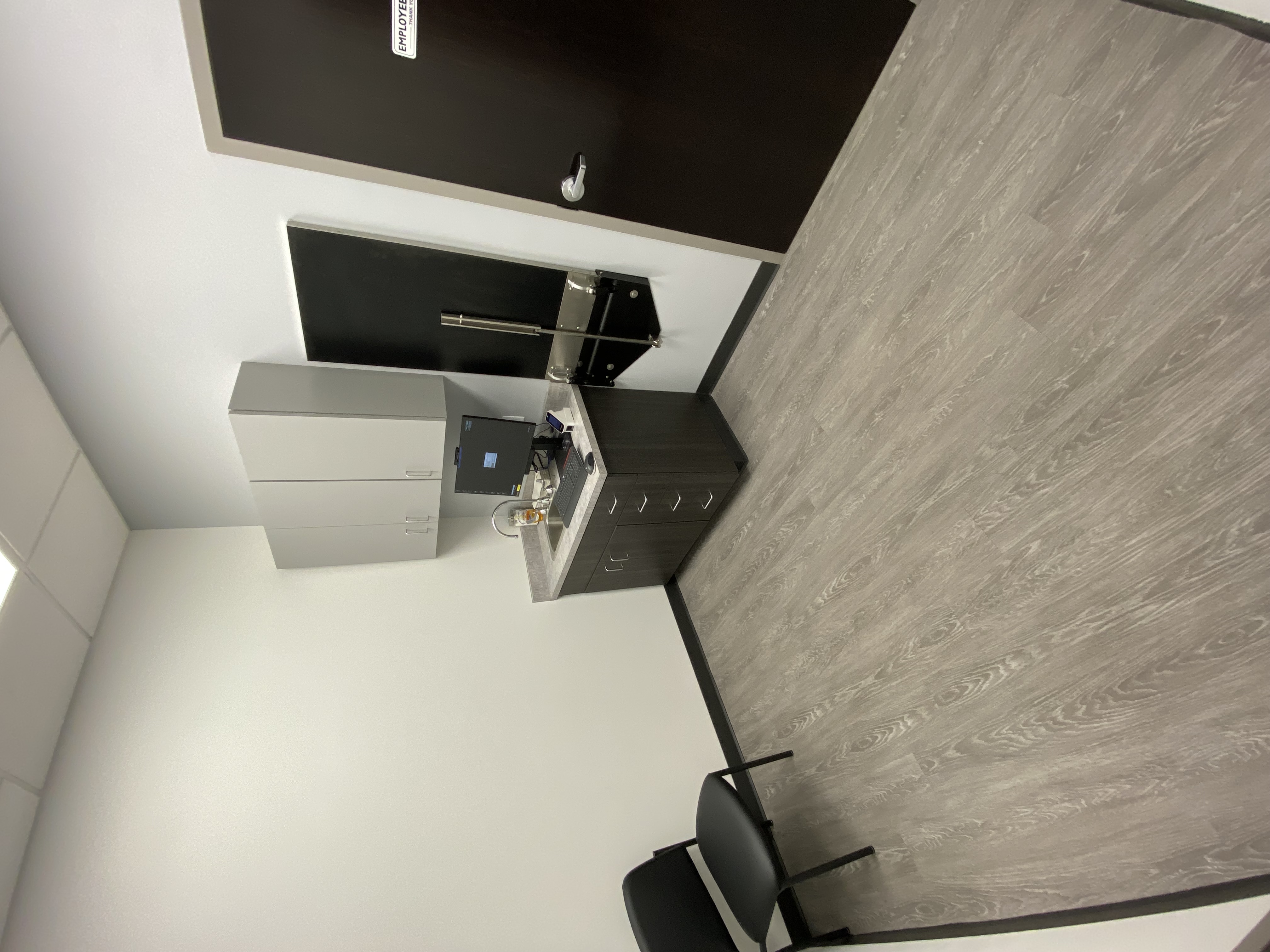  Animal Medical Center of Moss Bluff Patient Room