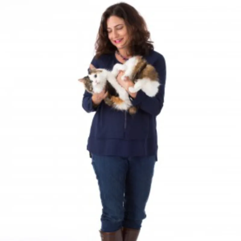 Dr. Gwendolyn Lynch holding a cat Dr. Gwendolyn Lynch holding a cat