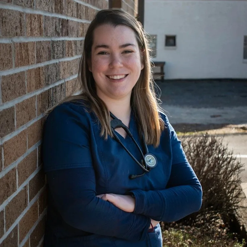 Dr. Alexandra Bertin Dr. Alexandra Bertin