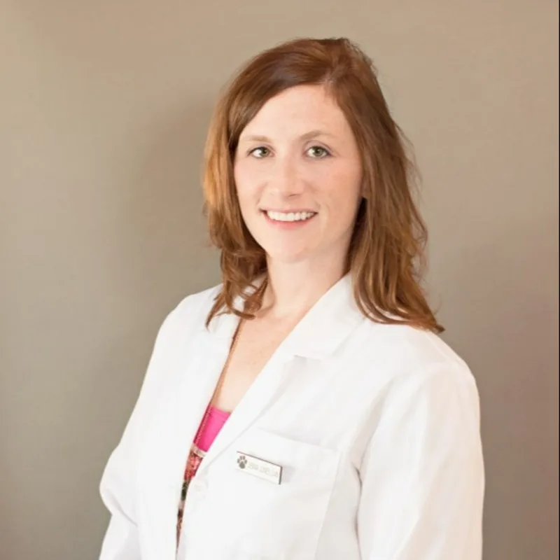 Jenna R. Jones at Parkersburg Veterinary Hospital Jenna R. Jones at Parkersburg Veterinary Hospital