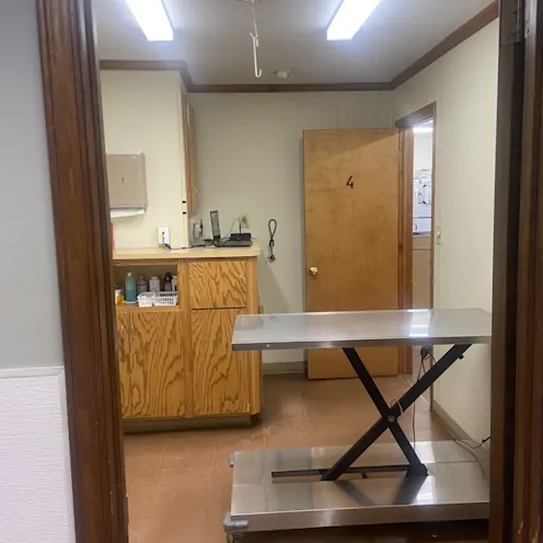 Exam Room 4 at King's Mountain Animal Clinic Exam Room 4 at King's Mountain Animal Clinic