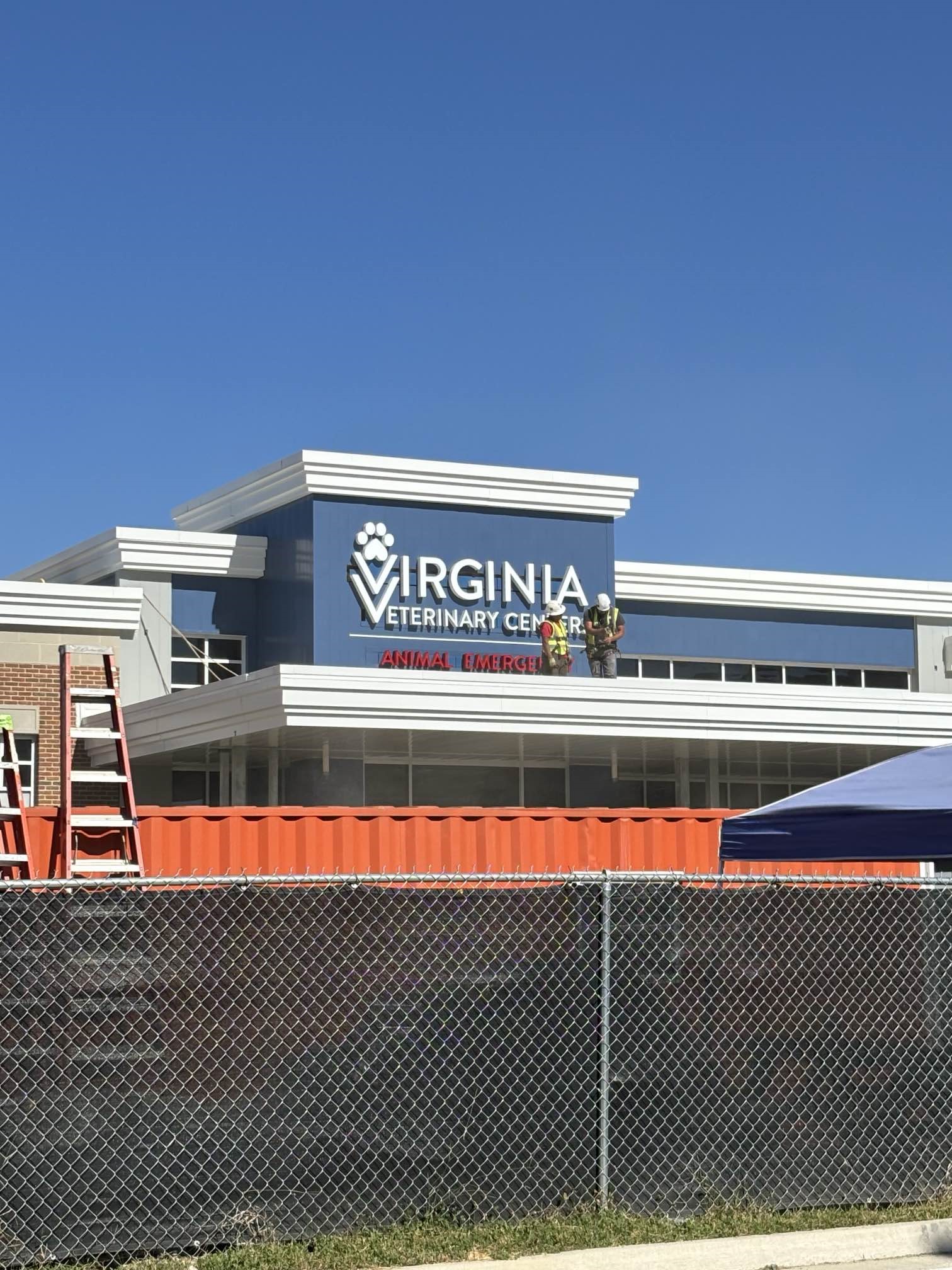 Building Exterior and Sign