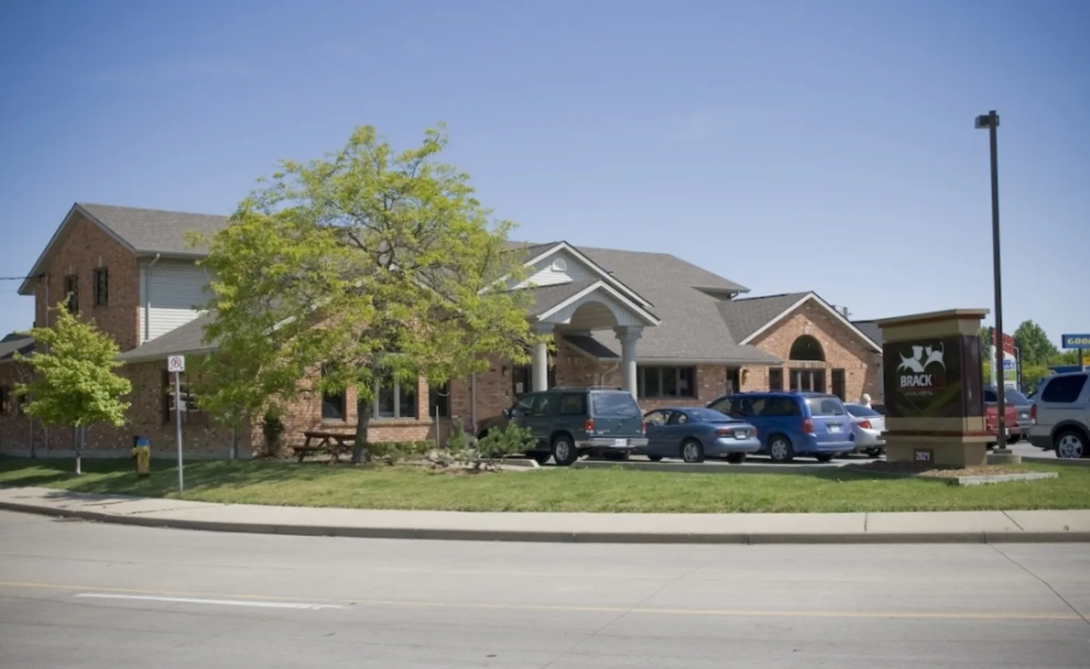 Exterior building of Brack Animal Hospital Exterior building of Brack Animal Hospital