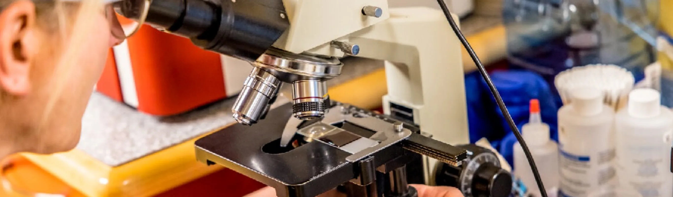 Microscope Service Hero Image Microscope Service Hero Image