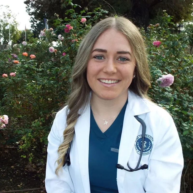 Dr. Ashlynn Cluck Dr. Ashlynn Cluck