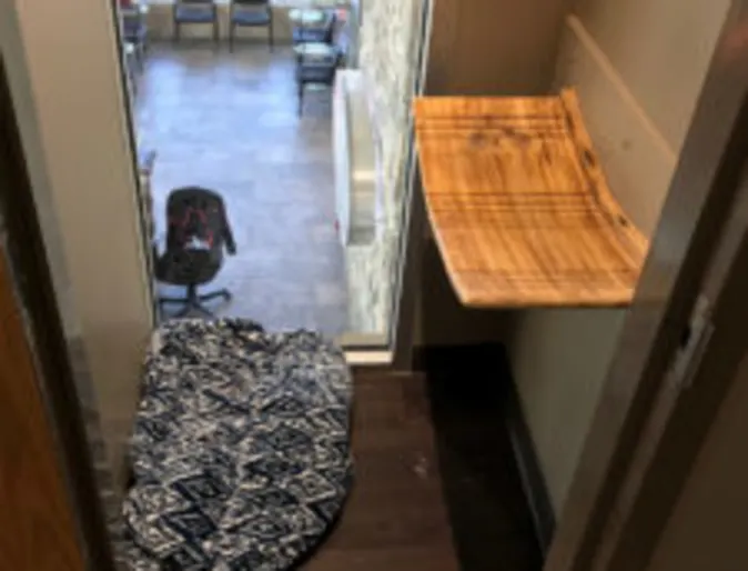 Small kitty high rise Small kitty high rise