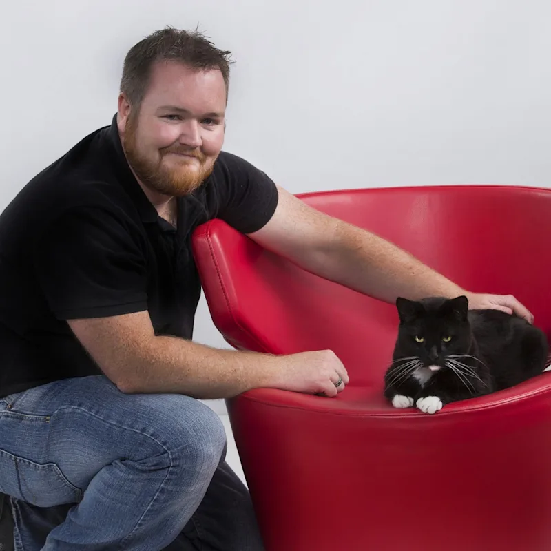 Dr. Mike Legge with cat Dr. Mike Legge with cat
