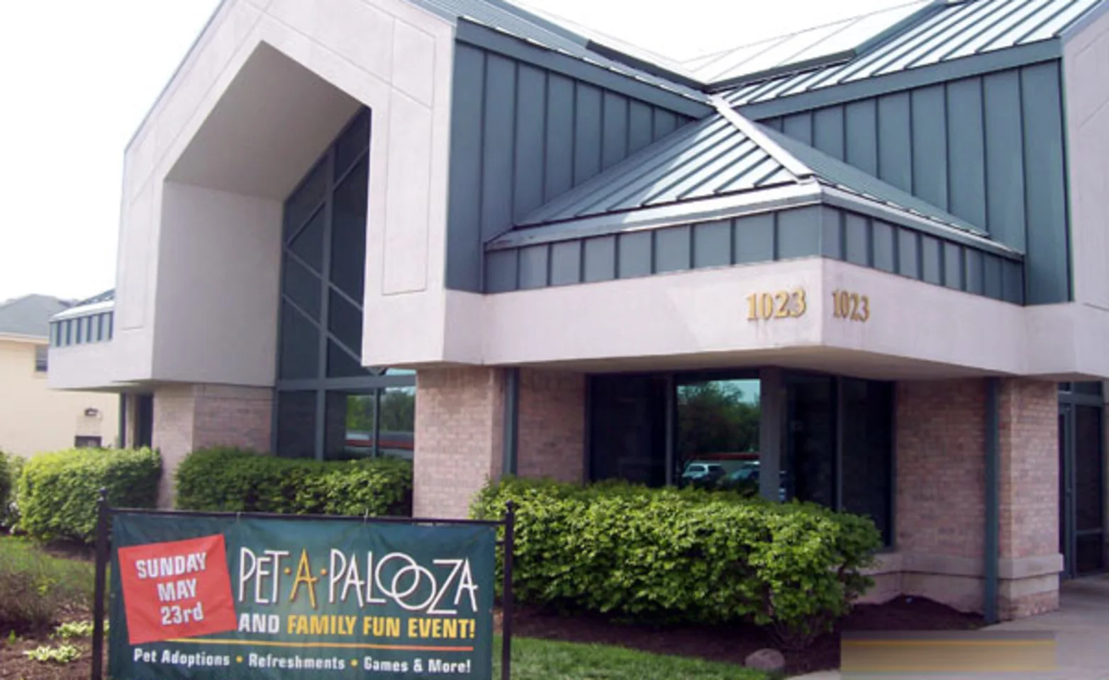 Welcome to Naperville Animal Hospital Welcome to Naperville Animal Hospital