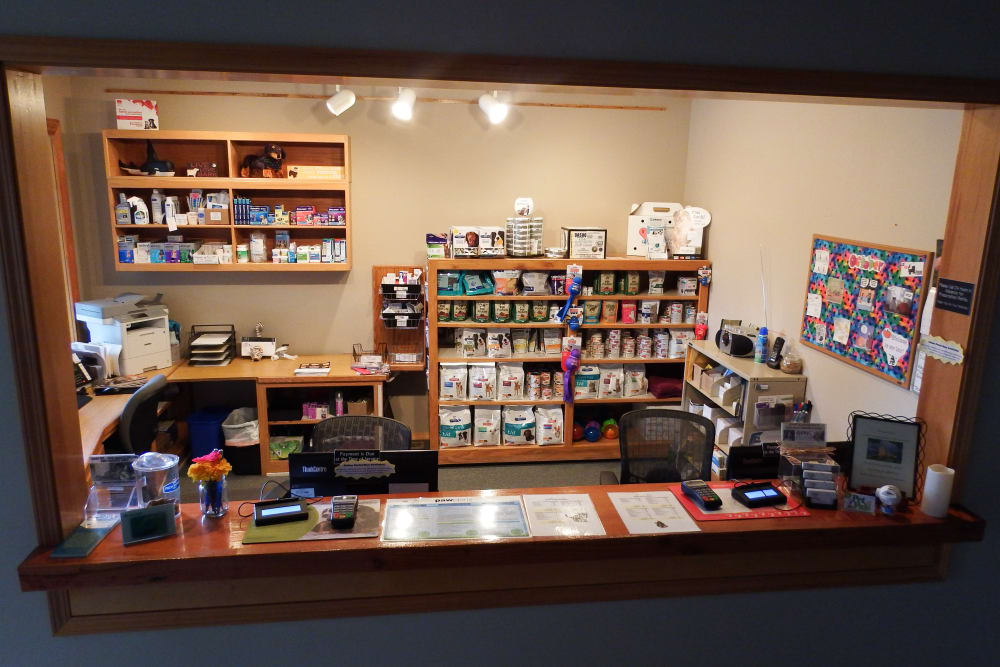 Angeles Clinic for Animals Reception desk area