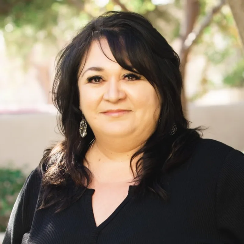 Myrna Flores Myrna Flores