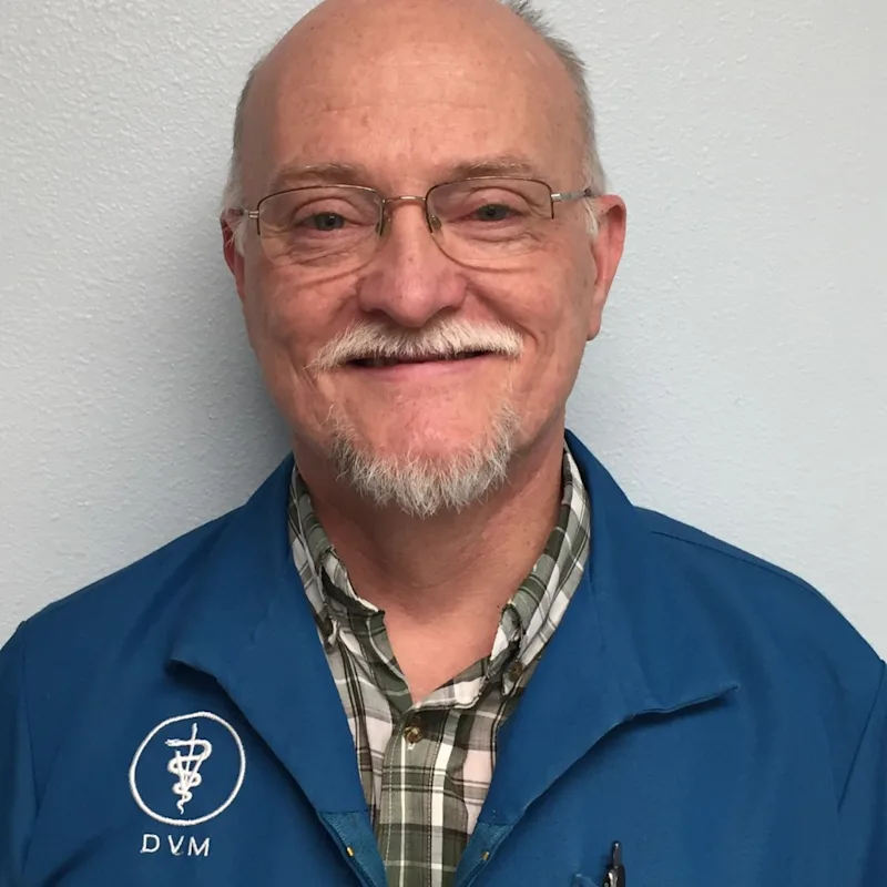 Dr. Vanderlinden at Cheyenne Tonopah Animal Hospital Dr. Vanderlinden at Cheyenne Tonopah Animal Hospital