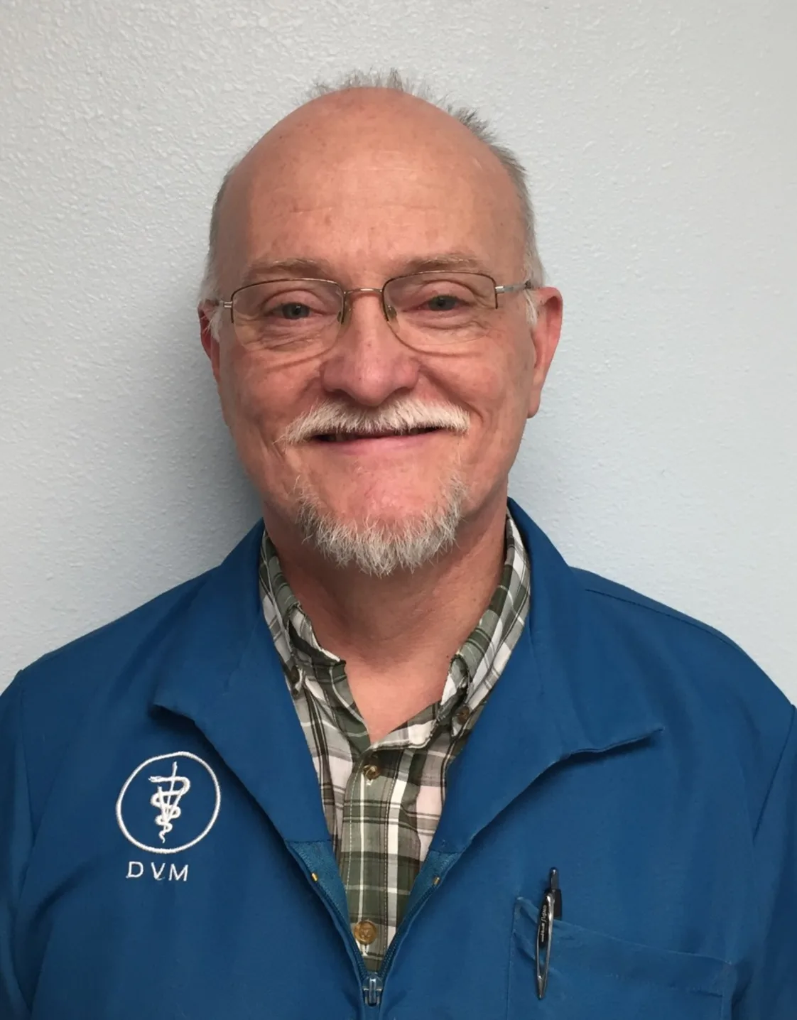 Dr. Vanderlinden at Cheyenne Tonopah Animal Hospital Dr. Vanderlinden at Cheyenne Tonopah Animal Hospital