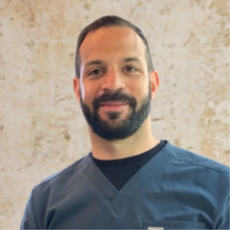 Photo of DVM Steven Romanides Photo of DVM Steven Romanides