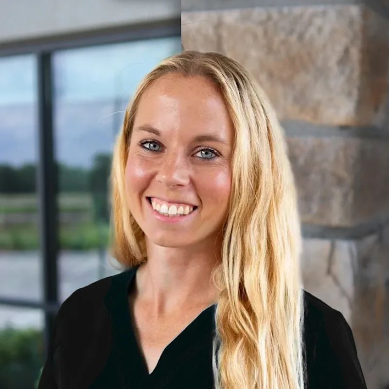 Hailey Mueller, DVM Hailey Mueller, DVM