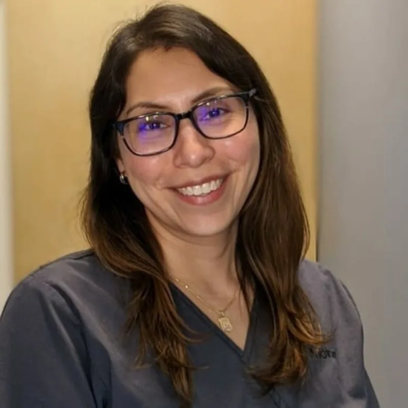 Dr. Julie Andino Dr. Julie Andino
