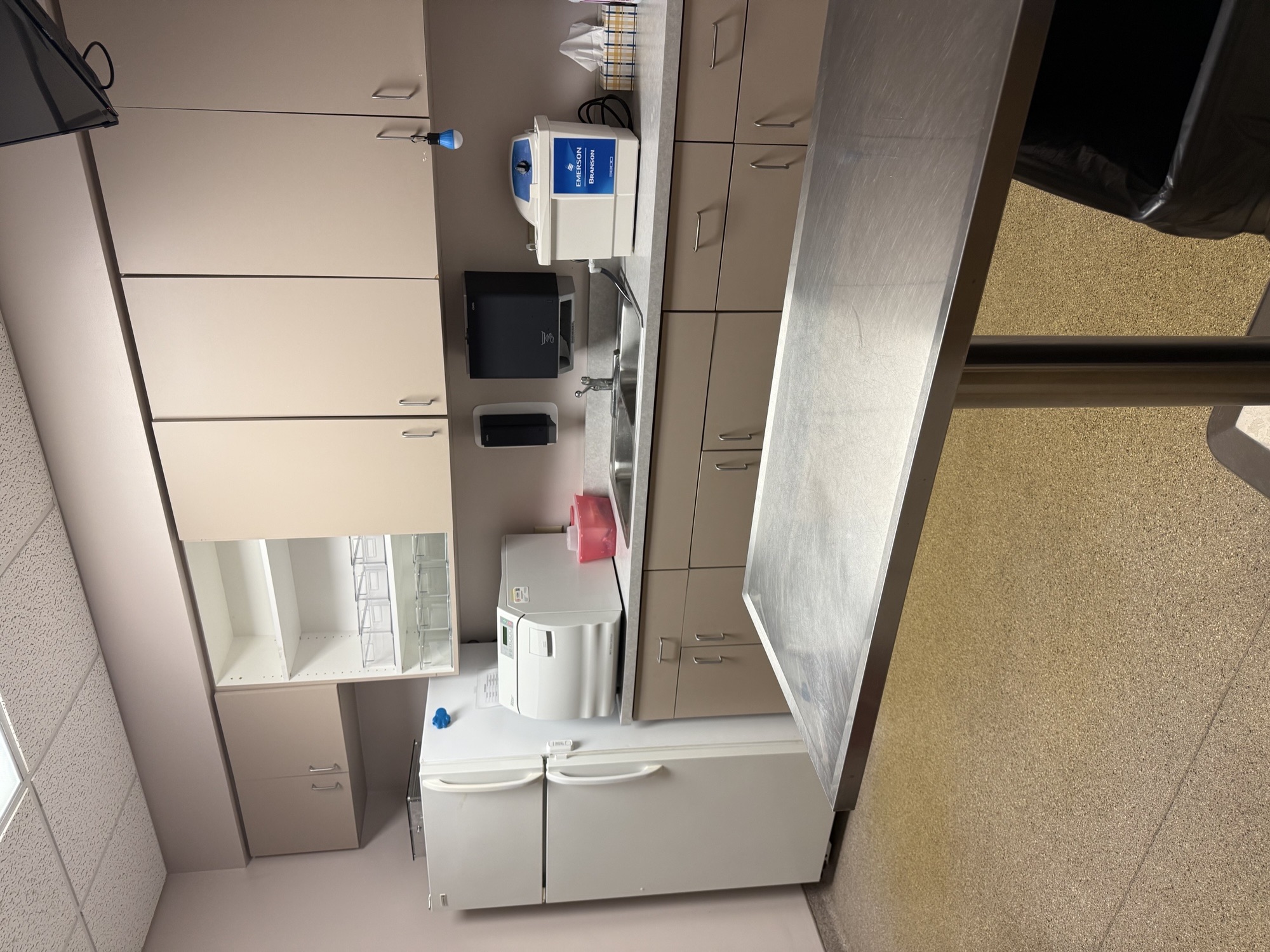 Kokomo Animal Hospital's Staff Working Area