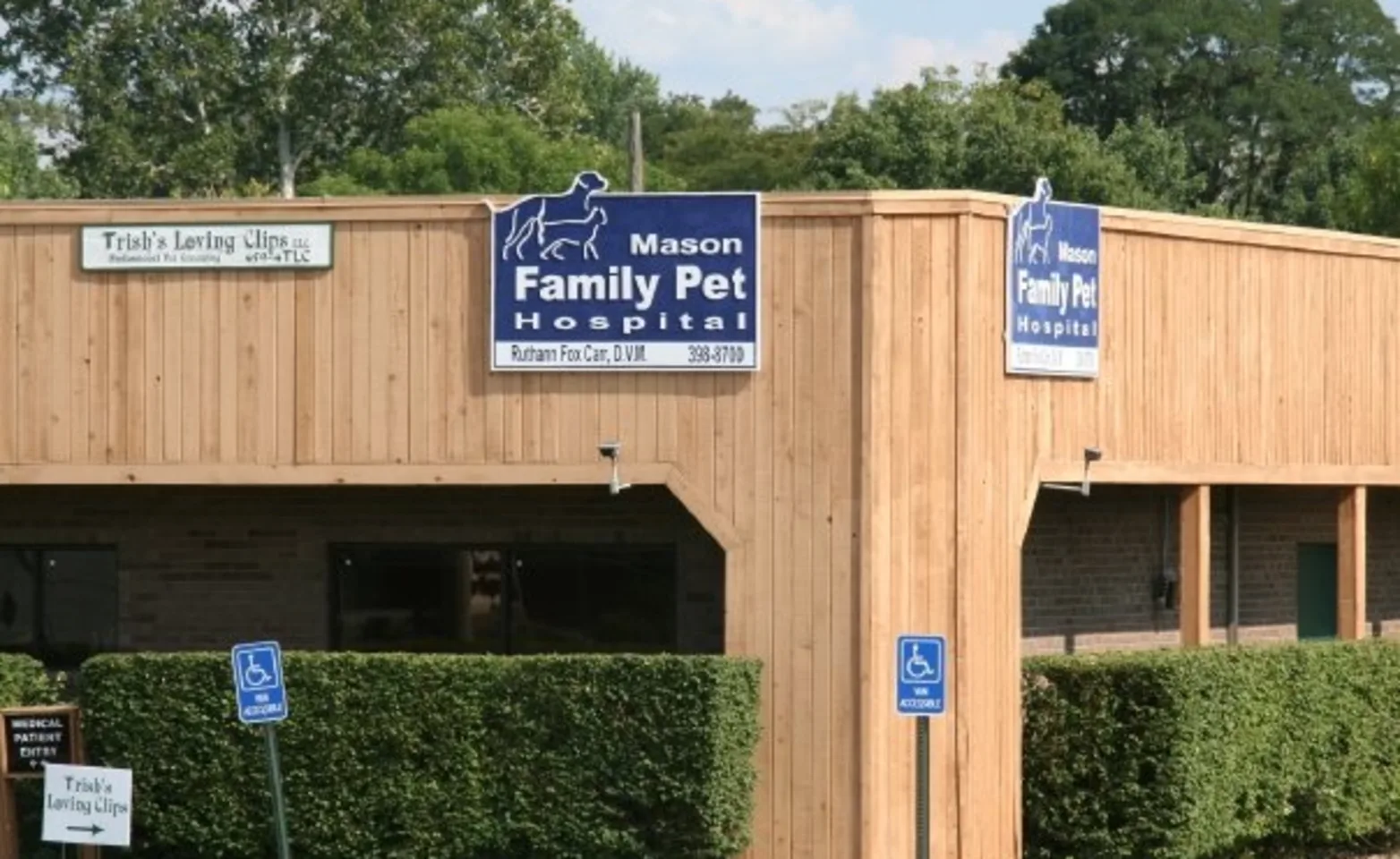 Mason Family Pet Hospital Exterior Mason Family Pet Hospital Exterior