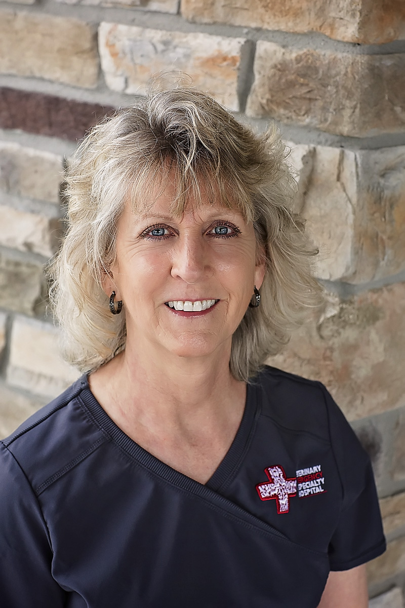 Michelle Rader Veterinary Emergency & Specialty Hospital (VESH) Wichita