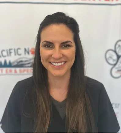 Alina Banuelos Alina Banuelos