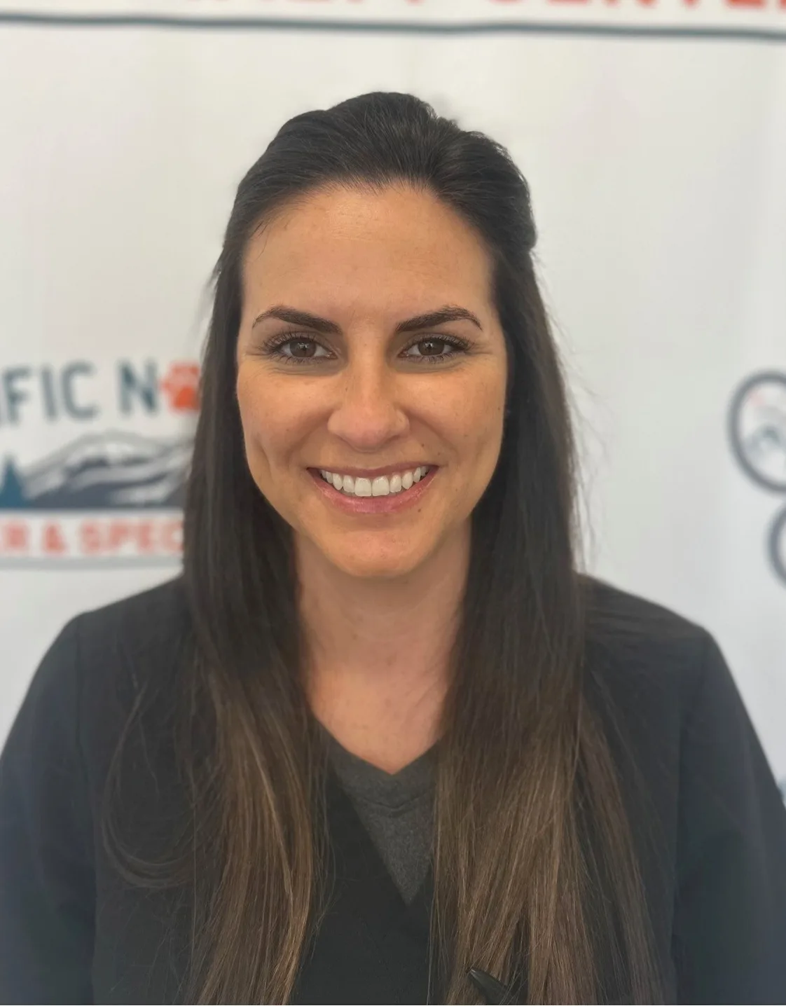 Alina Banuelos Alina Banuelos